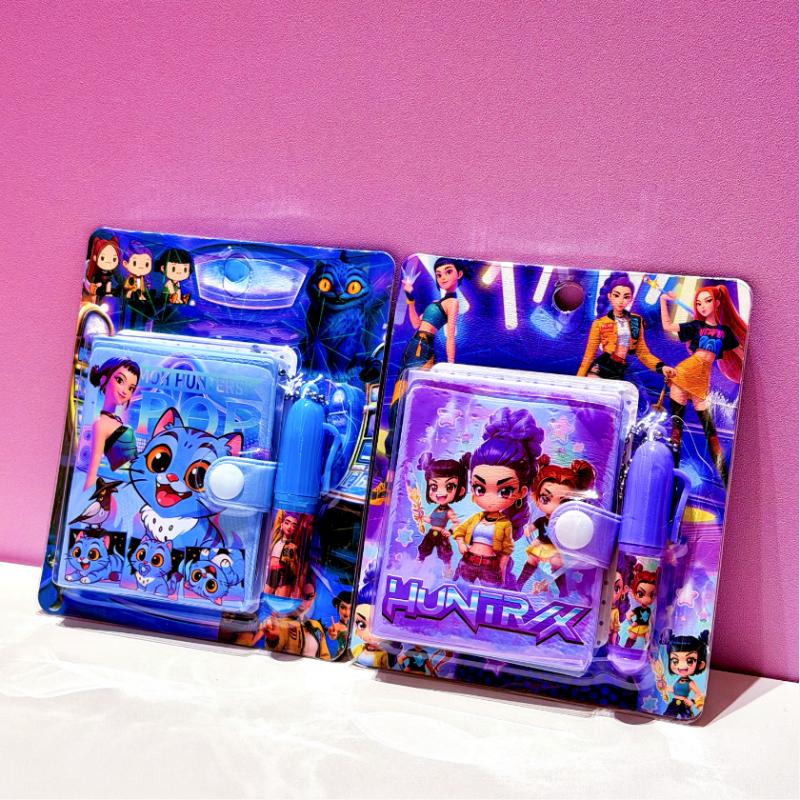 1/4 Zestaw Kpop Demon Hunter Notatnik Długopis Kulkowy Przenośny Kieszonkowy Wysoka Estetyka Kreskówkowy Zestaw Artykułów Papierniczych Prezenty Urodzinowe dla Dziewczyny