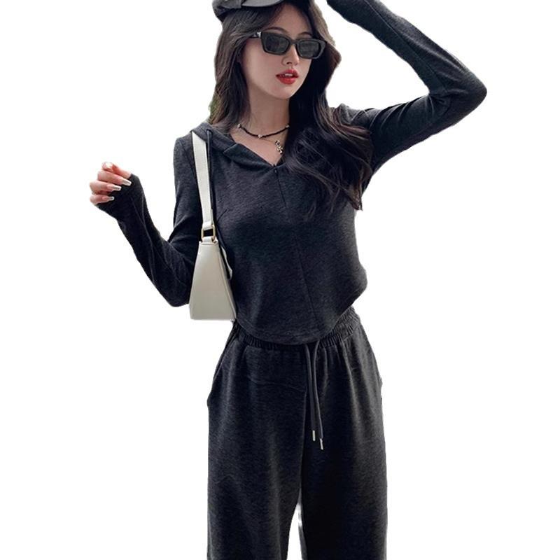 Autumn/Winter Korean Style Slim Wide-Leg Pants & Sports Top Set for Women - Waist-Cinching Fashionable Two-Piece