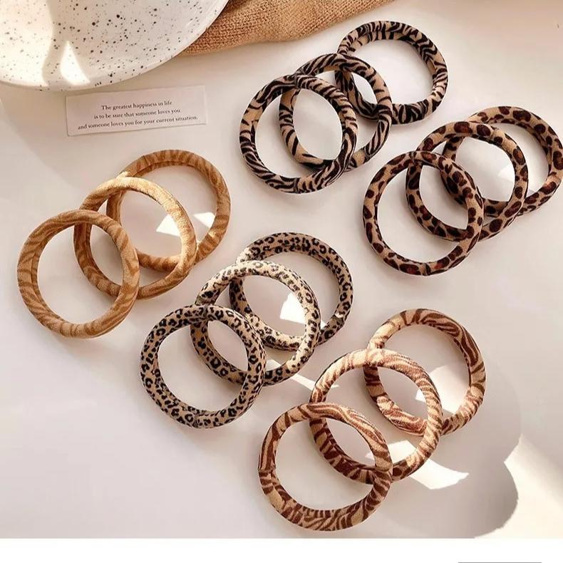 10 Stück/Los Leopardenmuster Hochelastische Haargummis Scrunchie-Gummis Damen Hochelastizität Pferdeschwanzhalter Haarringe Seil-Accessoires