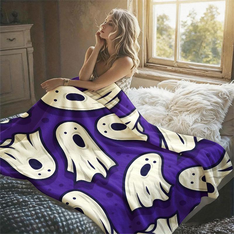 Cute Ghosts Flannel Blanket Warm Soft Halloween Christmas Decorative Couch Warm Cozy All-Season Gift