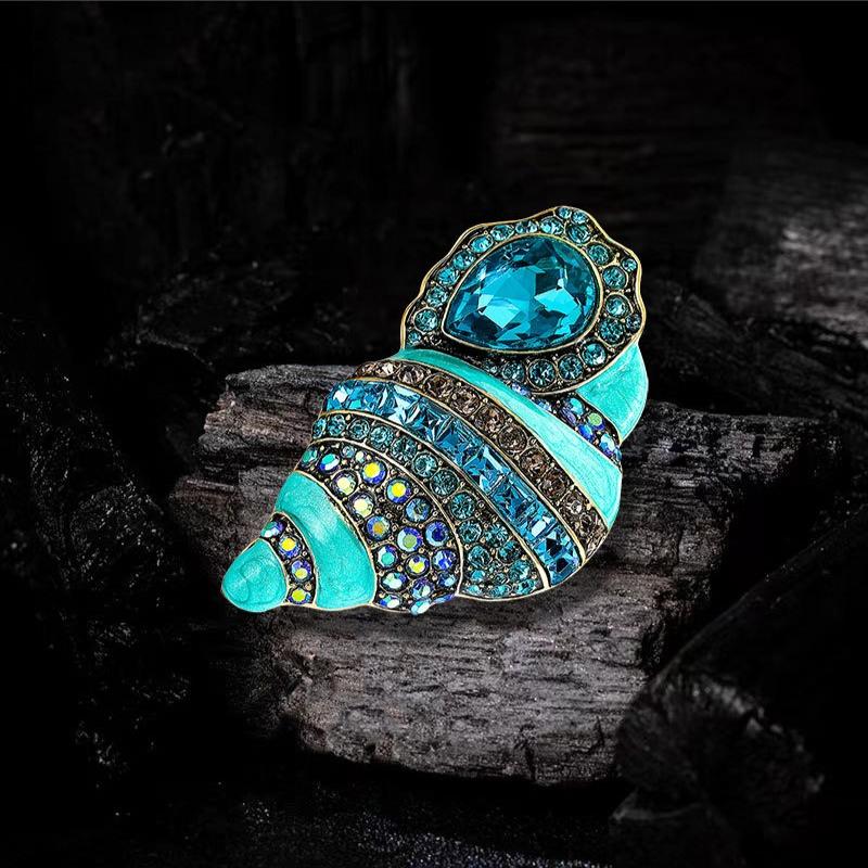 Conch brooch, oil dripping diamond retro artistic high-end brooch, accessories, clothing coat buttons
