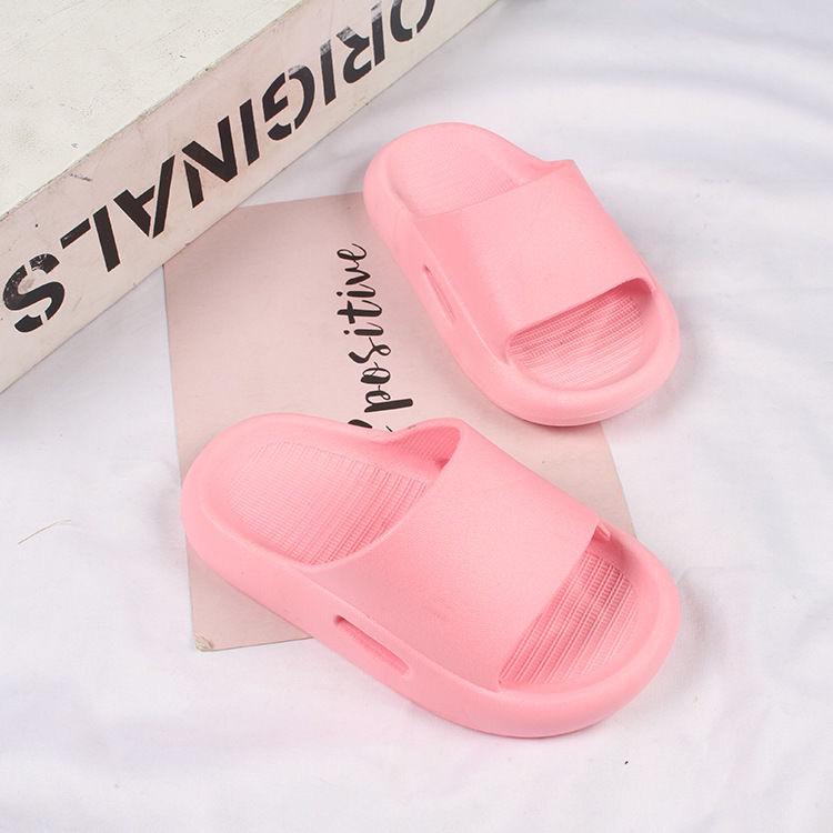 

Fashionable Solid Color EVA Slippers for Boys And Girls Classic Basic Anti-Slip Cool Slippers Lightweight Home Bathing Shoes 36-37