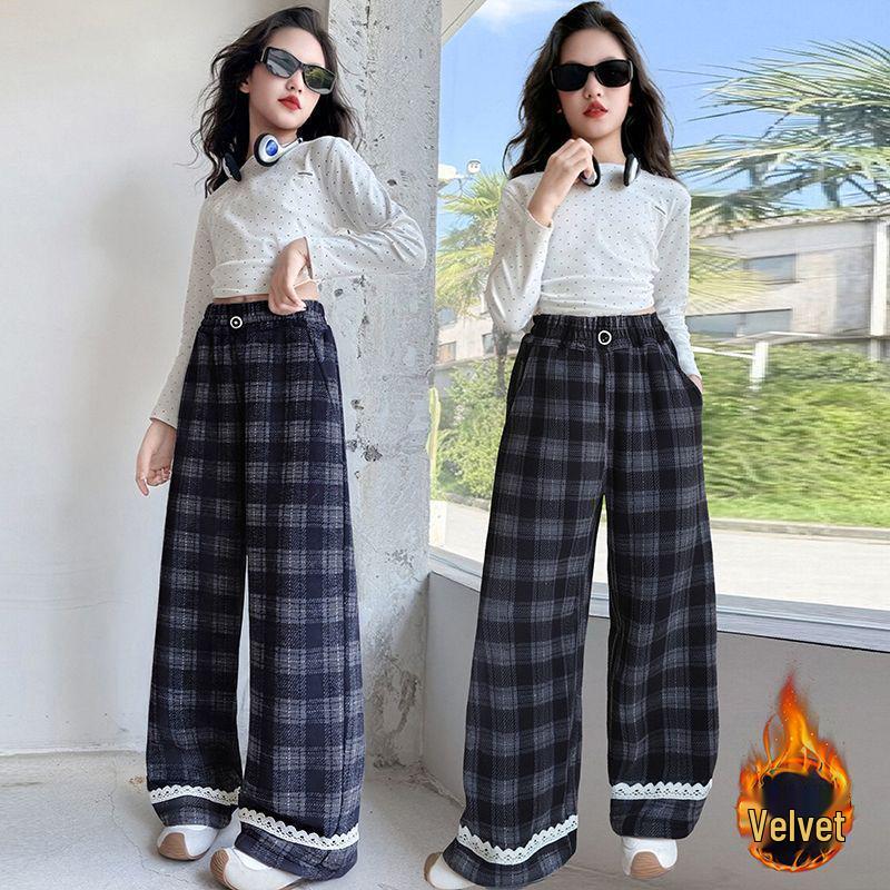 Girls' Plus Velvet Plaid Wide-Leg Pants - Warm, Stylish, and Loose Fitting for Autumn/Winter.