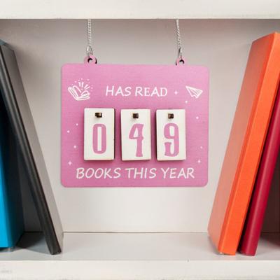 Hängender Buch-Lesetracker Handgemachter Hölzerner Buchzähler Gelesenes Buch Dieses Jahr Bücherregal Hängeschild Geschenk für Buchliebhaber