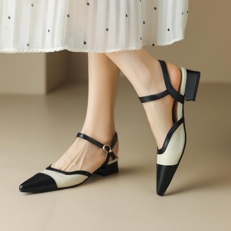 Sommerschuhe Damen Sandalen mit hohen Absätzen neue lässige Taschenkopf hinten freie Sandalen Rindflechse weiche Sohle große Größe Schuhe spitz Schnalle