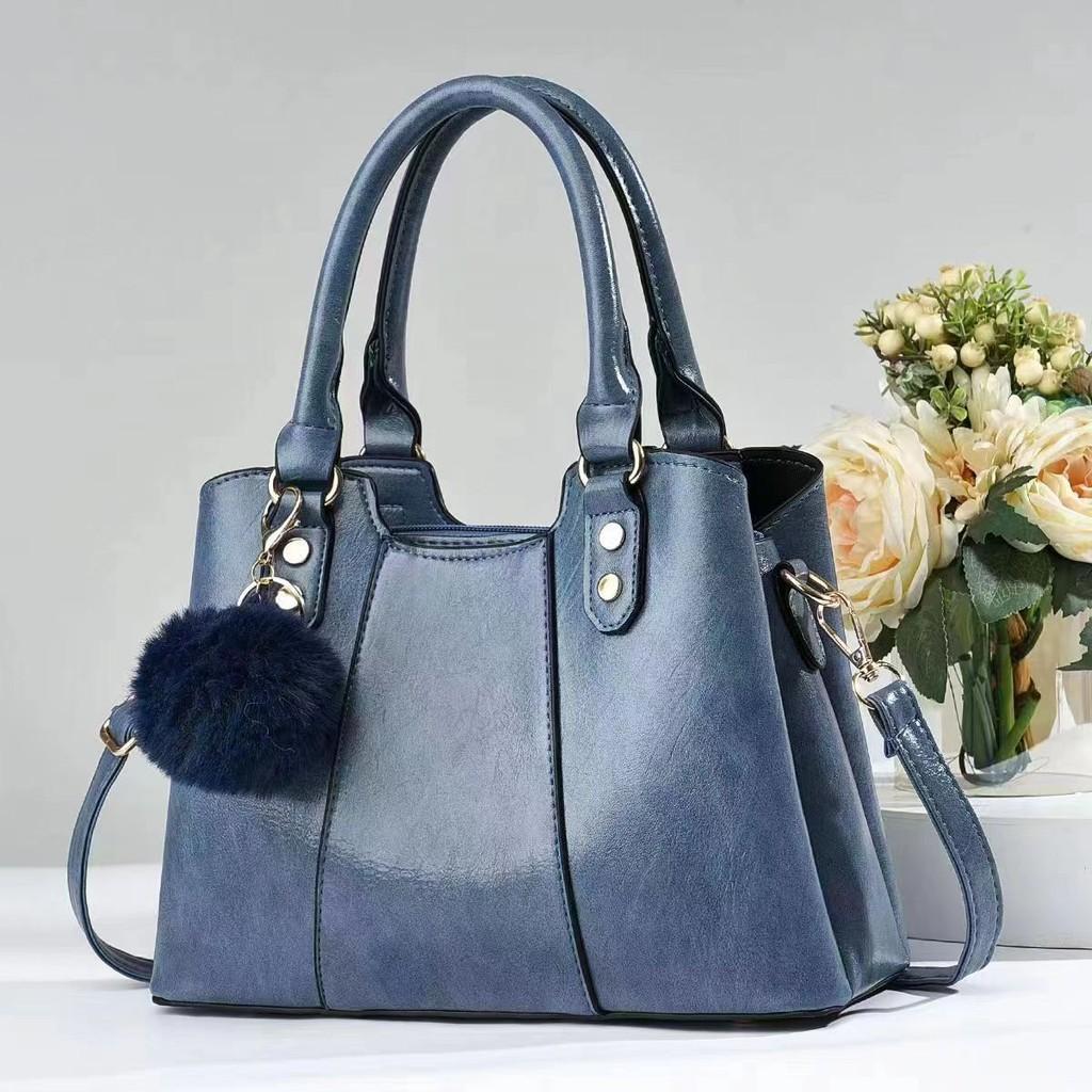 

Chic And Functional Women s Crossbody Bag With Soft Texture And Multiple Compartments синій