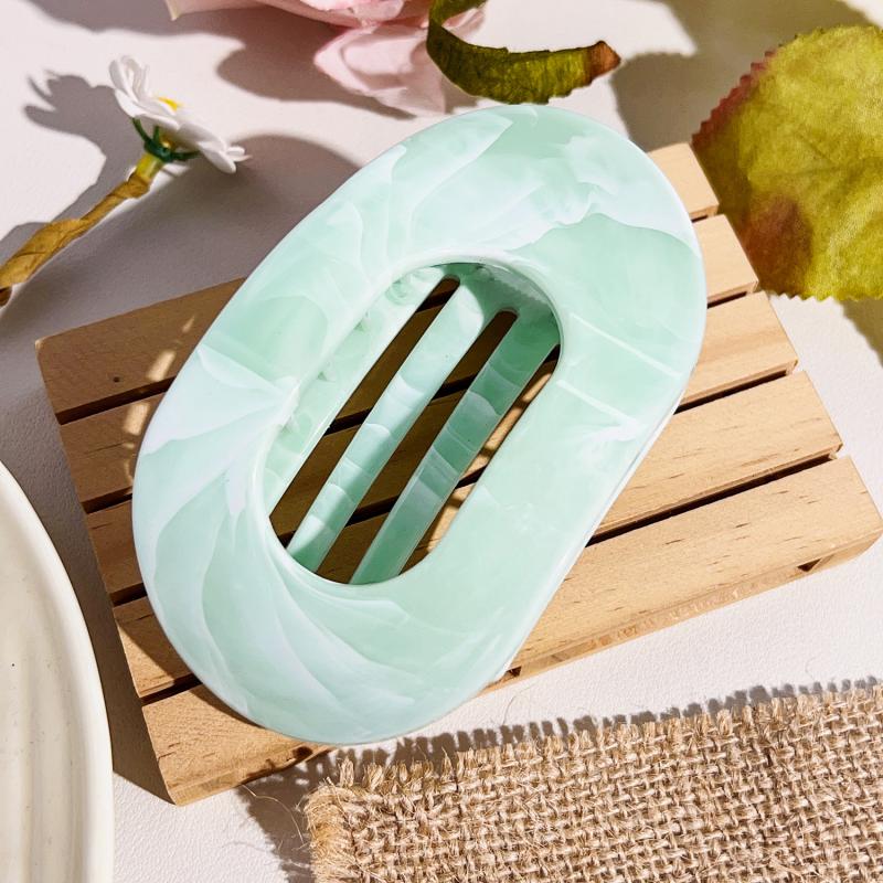 Oval Hair Claw Clips Women Elegant Marbling Acrylic Flat Circular Hair Grips Premium Colorful Updo Hair Pins Barrettes