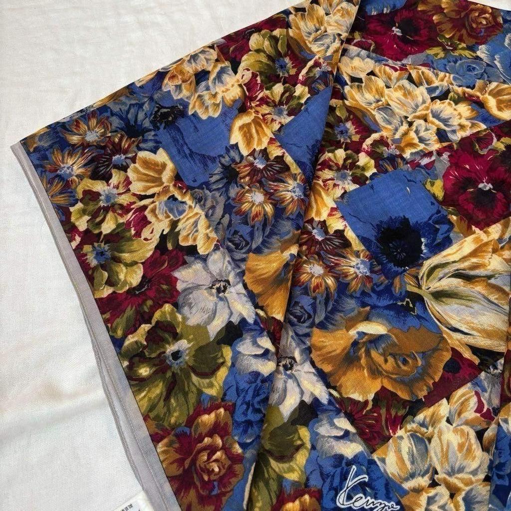 Used Kenzo Large Shawl, Thin Wool, Floral Pattern, 103cm, Stole