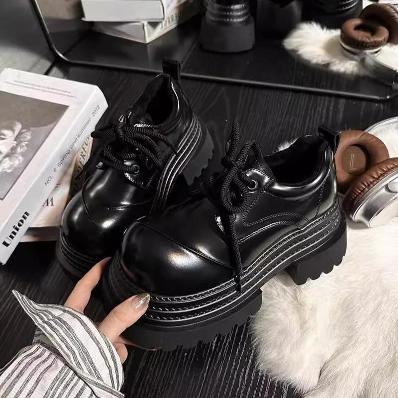Mocassins Rétro Femme Mode 2025 Printemps Nouveauté Marque de Luxe Augmenter Semelle Épaisse Chaussures Oxford en Cuir à Lacets Travail Extérieur Chaussures à Plateforme