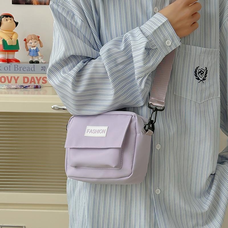 Nylon cloth messenger bag college student leisure sports small backpack single shoulder travel street Internet celebrity wide shoulder strap small
