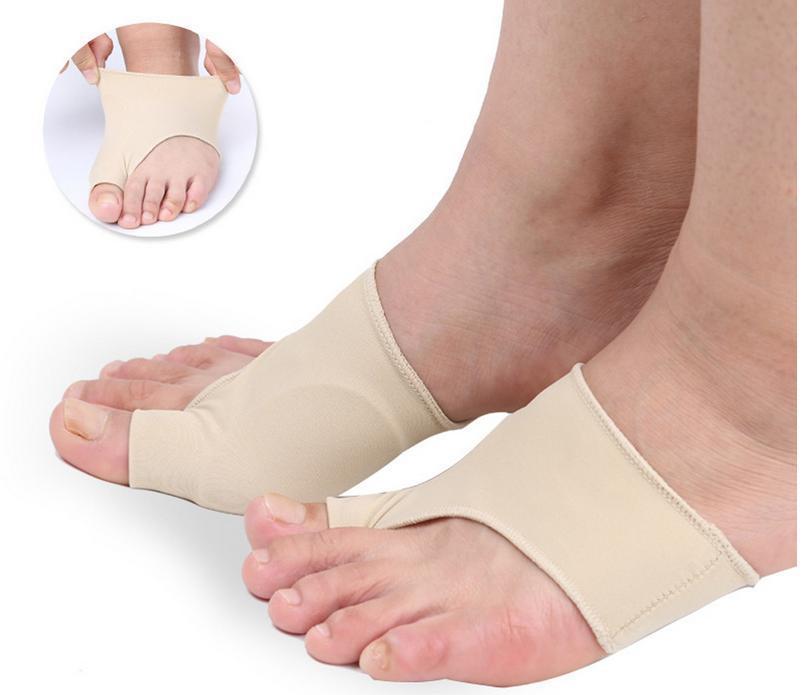 Hallux Valgus Corrector: Day & Night Orthosis with Silicone Toe Separator