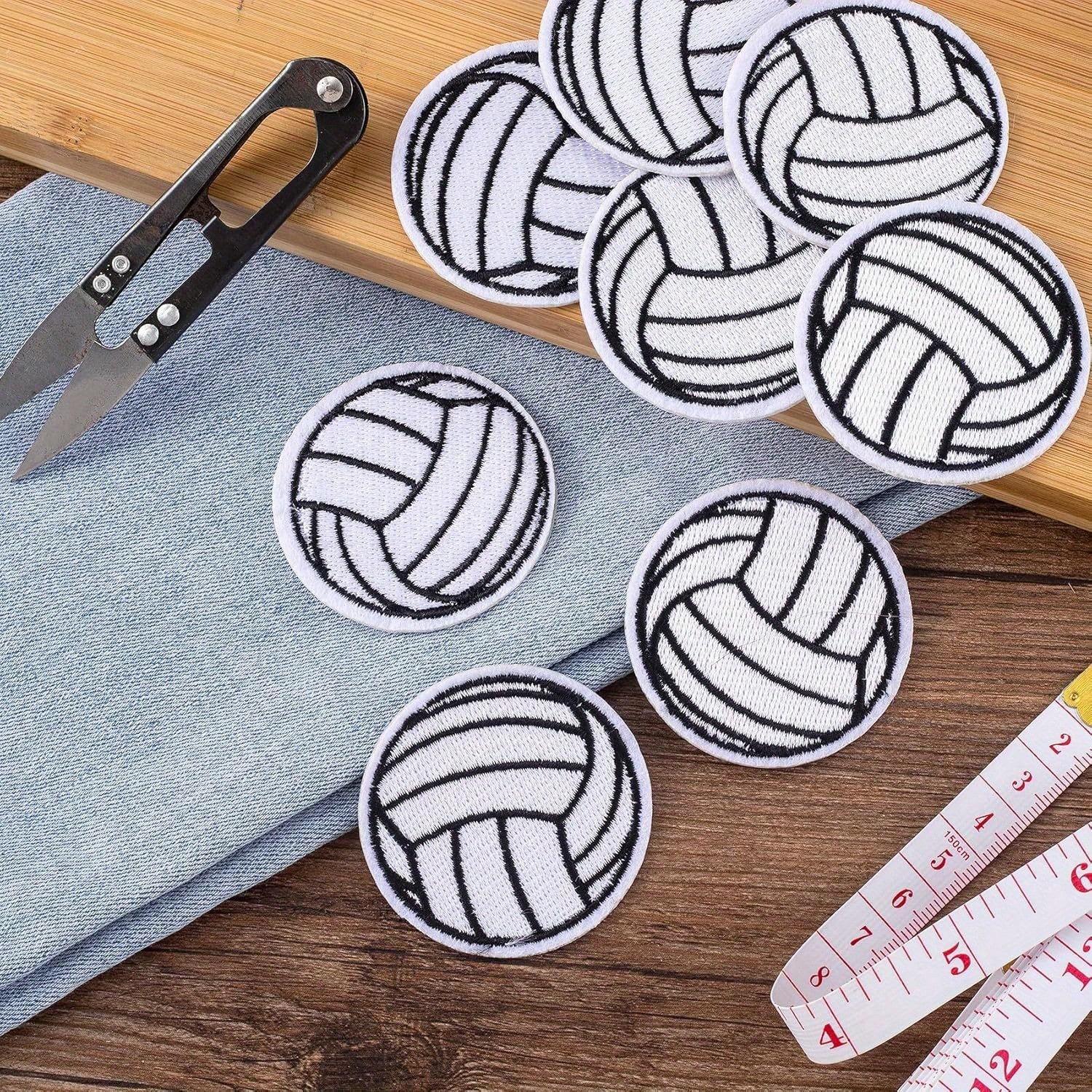 

8 шт. 2-дюймовые нашивки для волейбола, регби, вышитые аппликации, приклеиваемые термоклеем, черно-белые футбольные мячи, шитье крючком, аксессуары для самостоятельного вязания белый