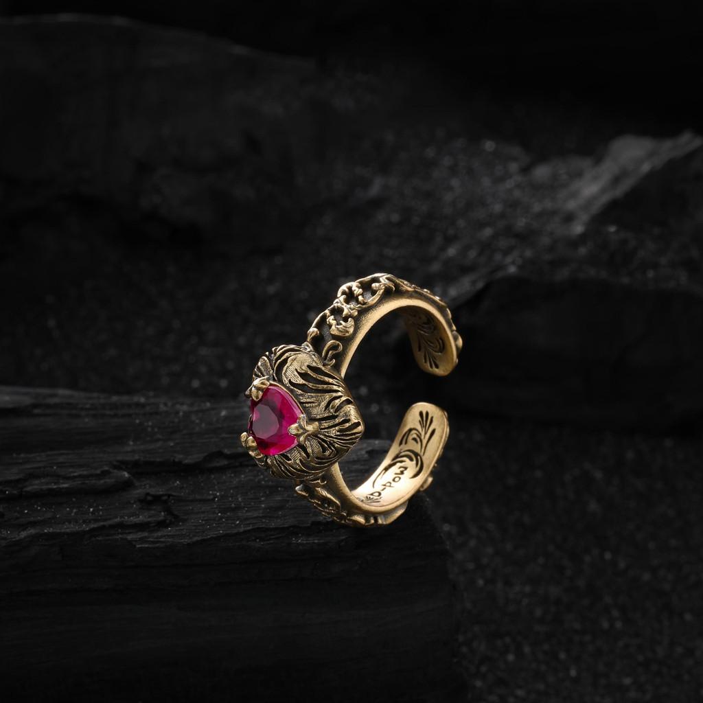 

Copper Retro Stylish Ring With Heart Design And Brilliant Zircon For Fashion Women Forward J6208