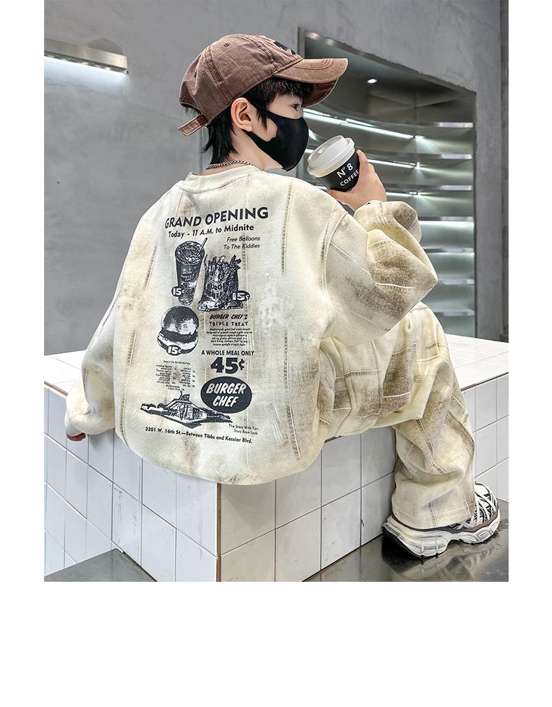 Chlapecká trendy sportovní dvoudílná tepláková souprava pro jaro a podzim 2025 - Stylová, pohledná a módní.