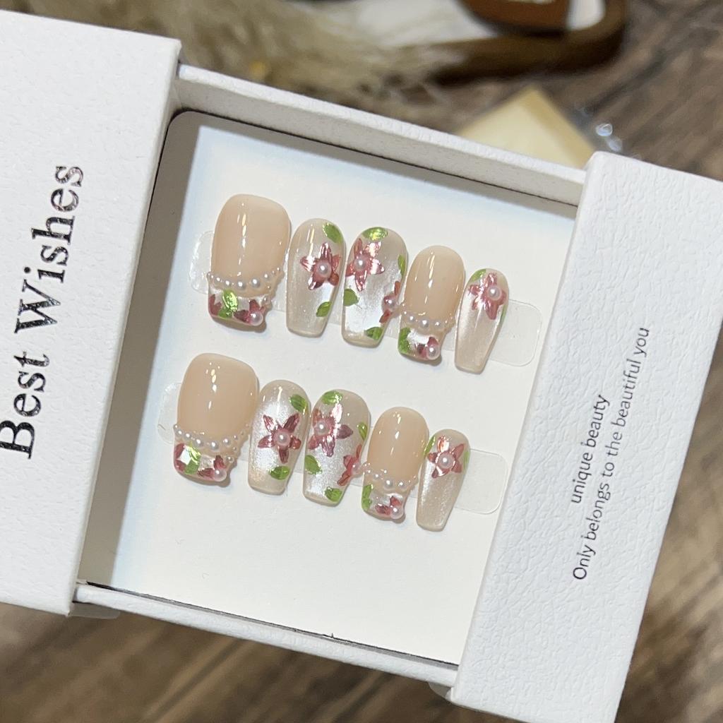 Advanced Sense of Wearable Armor Handmade Nude Color French Cat Eye Hand-painted Purple Magic Mirror Pearl Fake Nail Removable Nails