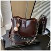 Ielgy Retro Large-Capacity Autumn Winter All-Match One-Shoulder Underarm Messenger Bag