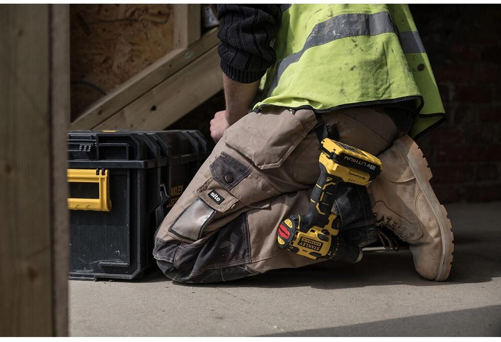 Ударный шуруповёрт Stanley FatMax FMC021S2 (2 x 1,5 Ah + быстрое зарядное устройство) im кейс