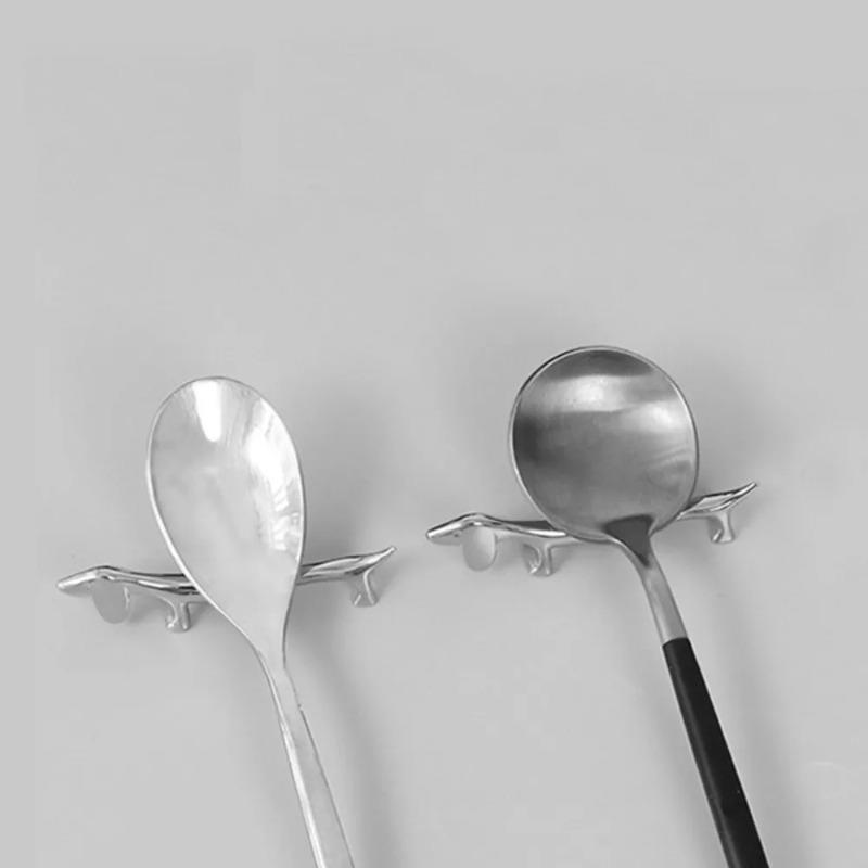 Silver Dachshund-Shaped Cutlery Holder Organizer Decorative Dog Design Kitchen Utensil Storage Rack for Countertop Tableware