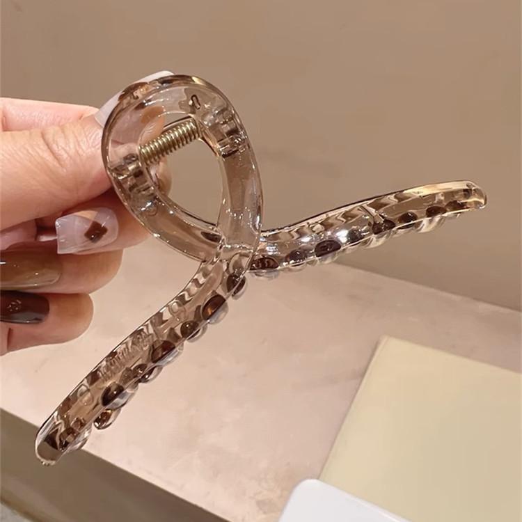 High-end temperament autumn and winter grab clip women's new simple and versatile back head hair shark clip hair clip headwear