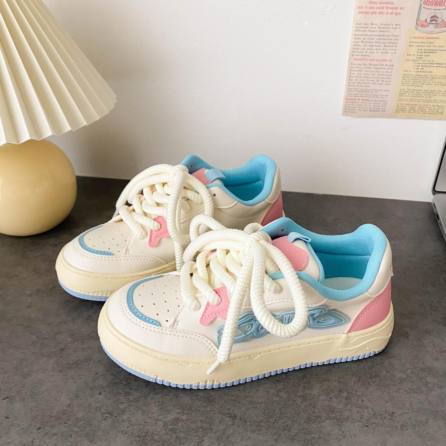 Spring new student niche thick-soled heightening bread shoes casual sports board shoes 35
