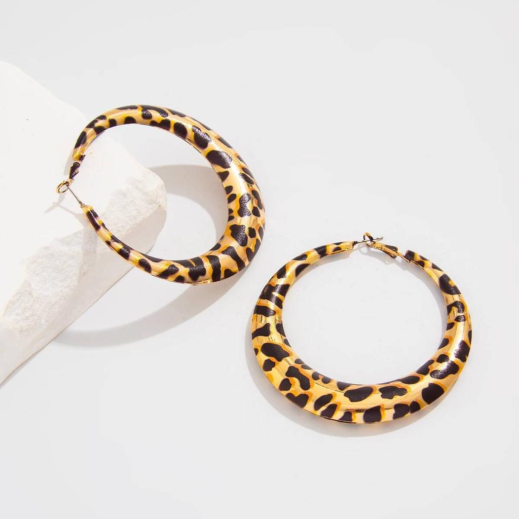 Lacteo Vintage Hipérbole Estampado de Leopardo Aro Grande Redondo Pendiente Mujer Tendencia Hueco Geométrico Pendientes Piercing Encanto Joyería