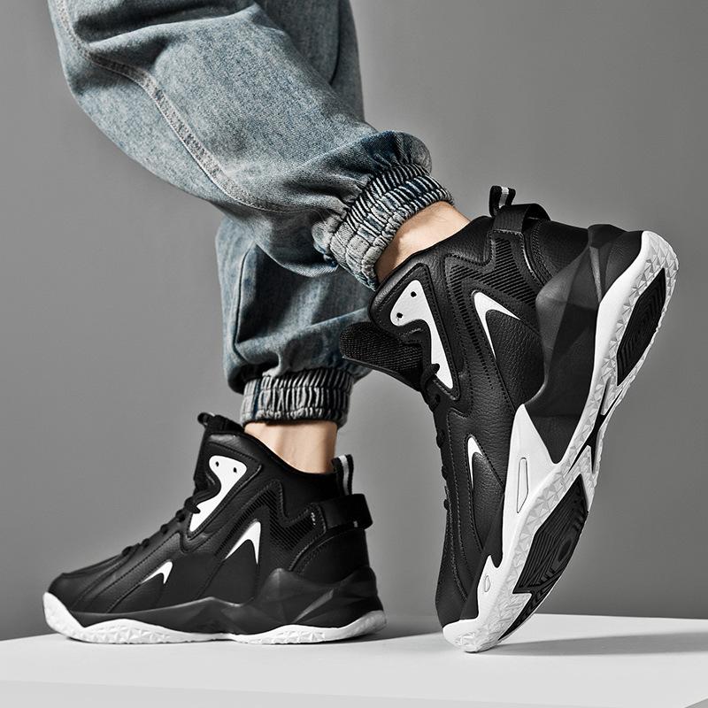 Men's sports shoes 2025 autumn new leather basketball shoes men's Korean version foreign trade extra large size 50 size running men's shoes