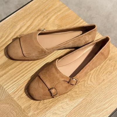 Vintage Brown Faux Suede Low Heel Pumps Women Luxury Metal Buckle Embellished Designer Shoes Lightweight Soft Sole Flat Loafers