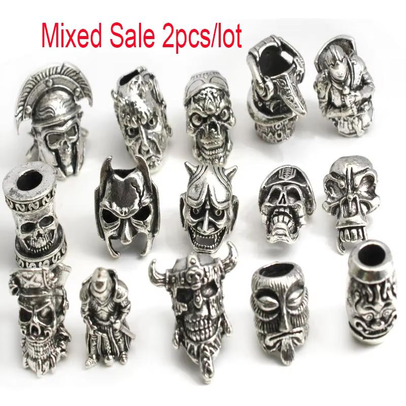 2 Stück Totenkopf Krieger Helm Abstandshalter Perlen Anhänger Haarzopf Dreadlock Bartperlen Paracord Seil Messerperlen für Armband DIY Schmuck