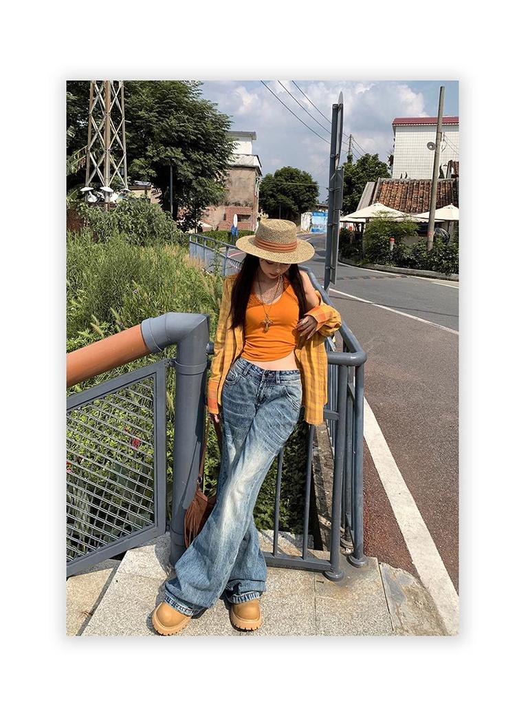 2025 Autumn Women's Low-Waist Micro-Flare Jeans: Loose, Wide-Leg, Slimming, Non-Clinging Flare Pants