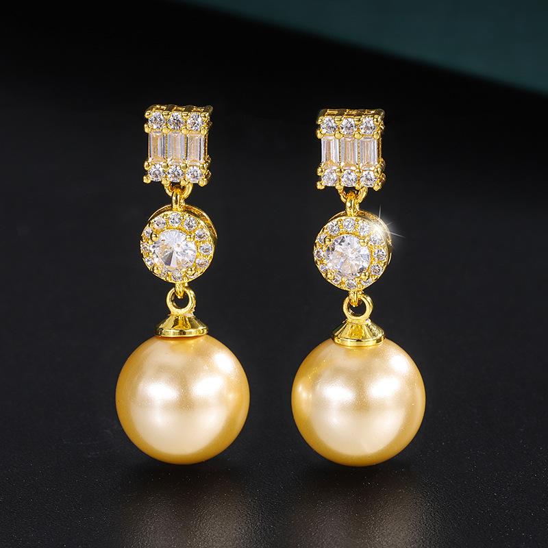 Jewelry Copper Bottom Gold-Plated Inlaid Light Yellow Fritillary Pearl Diamond Pendant 14Mm Stud Earrings 12Mm Set