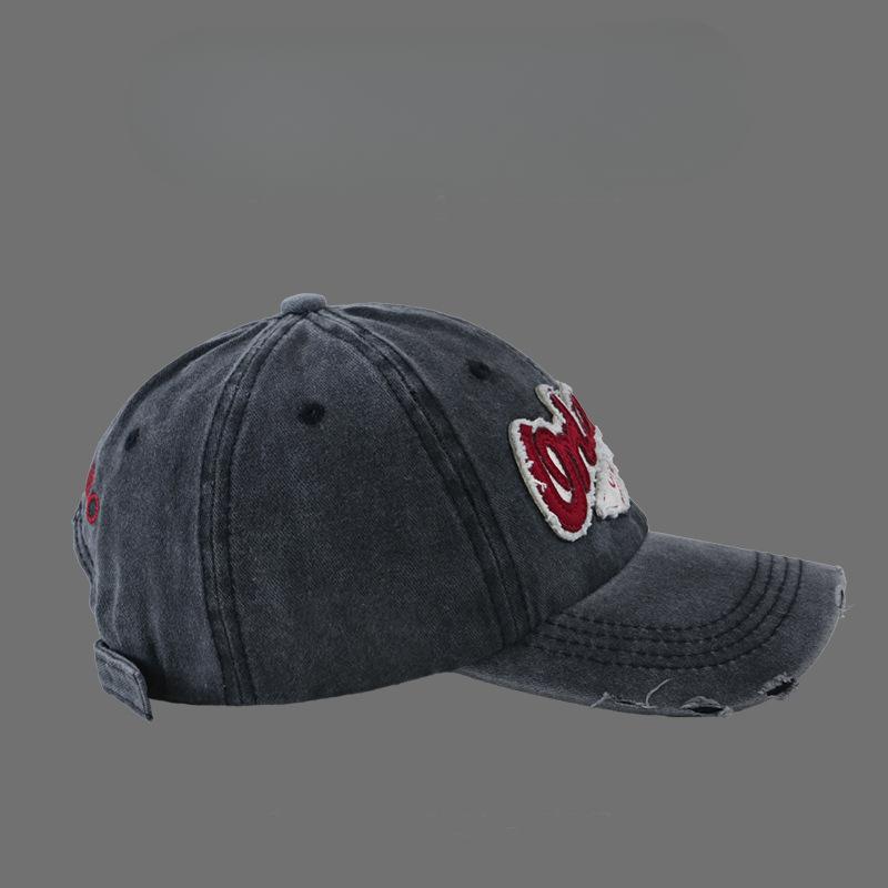 Retro and Aged English Baseball Caps for Women To Show Off Their Faces  A Versatile Korean Style Embroidered Couple
