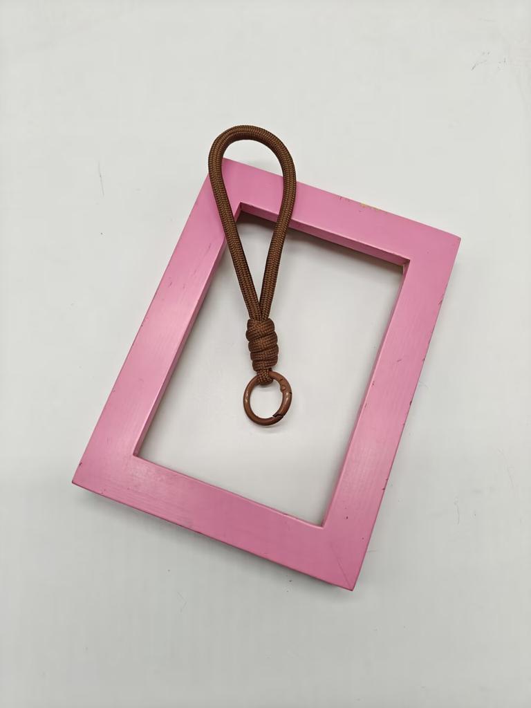 New colored hand-woven rope, mobile phone lanyard, doll bag, keychain DIY jewelry, pendant accessories.