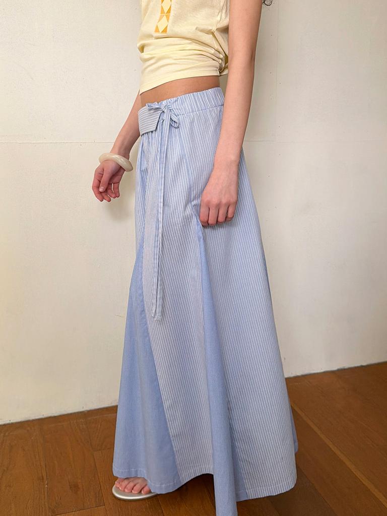 ECOMMAE Belted Flare Skirt (Blue)