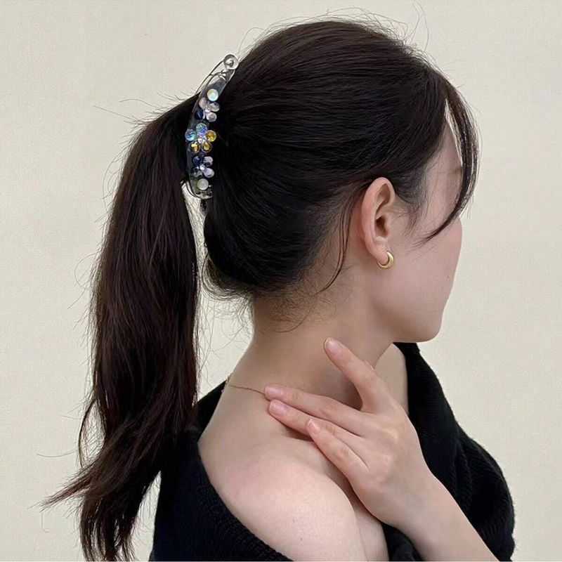 1pc Three petal grass banana clip, one word twist clip, temperament vertical clip, hair accessory, diamond studded hair clip