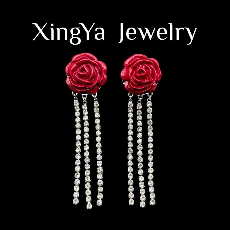 Retro Exaggerated Rose Tassel Earrings With A High-end Feel French Niche Temperament