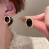 Neue Retro Goldfarbene Metalllinie Schwarze Ovale Steckerohrringe für Damen Fortschrittliches Design Eleganter Schmuck für Junge Mädchen Party