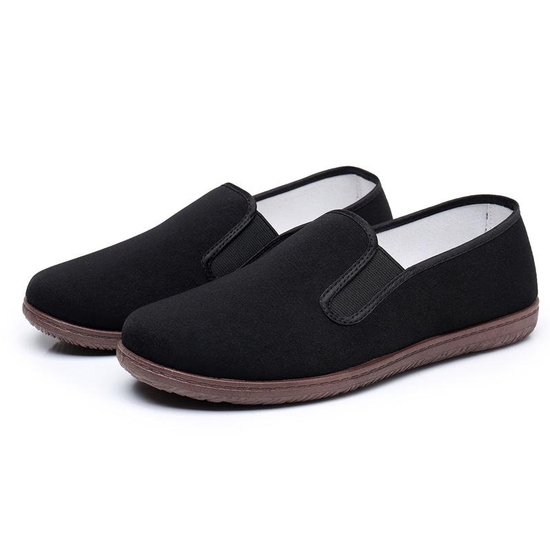 

Старые ******* парусиновые туфли мужские ****** и осенние повседневные одинарные туфли нескользящие дышащие с**ная подошва обувь рабочая страховка труда черные парусиновые туфли 45 чёрный