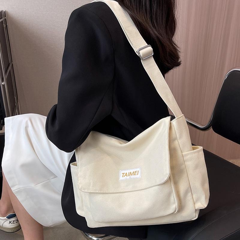 Women's Bag Solid Color Postman Bag Versatile High End Commuting Bag Niche One Shoulder Crossbody Bag