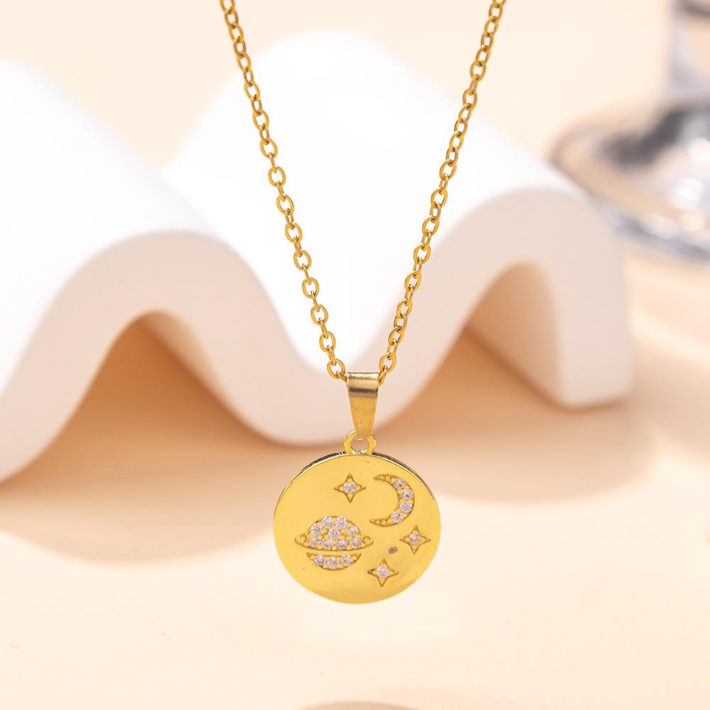 Women's Titanium Steel Clavicle Necklace: Light Luxury Zircon Diamond Fashion