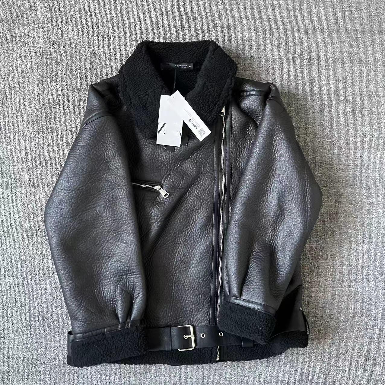 

2024 Женская замшевая и меховая теплая мотоциклетная куртка-комбинезон - Новая осенне-зимняя коллекция Extra Large