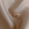 Fashion Retro Alloy Big Brooch Bow Pin Temperament Versatile Clothing for Women Jewelry