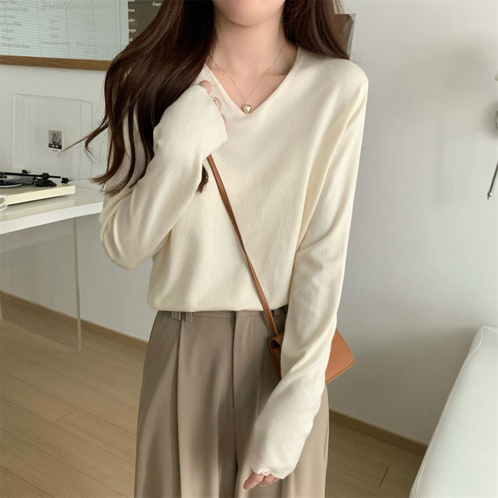 Solid Color Soft Waxy V-neck Knitted Sweater Bottoming Shirt Long-sleeved Women's Autumn and Winter Lazy Wind with Simple Sweater Top