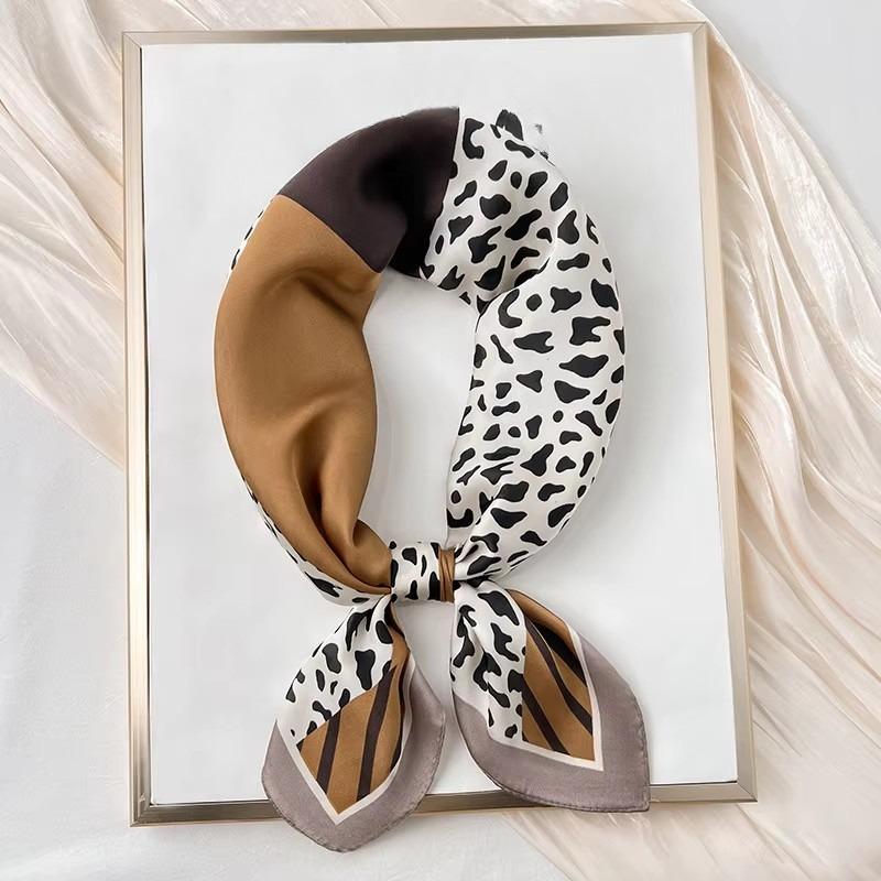 Foulard Quadrato in Seta a Pois di Lusso Fasce per Capelli Hijab da Donna Foulard da Collo Sciarpa di Raso Femminile Fascia per Capelli Wraps alla Moda Bandana