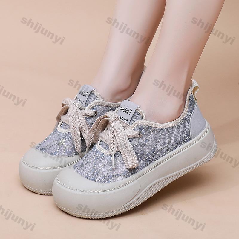 Fashion Women Shoes 2025 Spring New Fashion Comfort Height Increase Casual Shoes Breathable Mesh Non Slip Women Platform Running Shoes