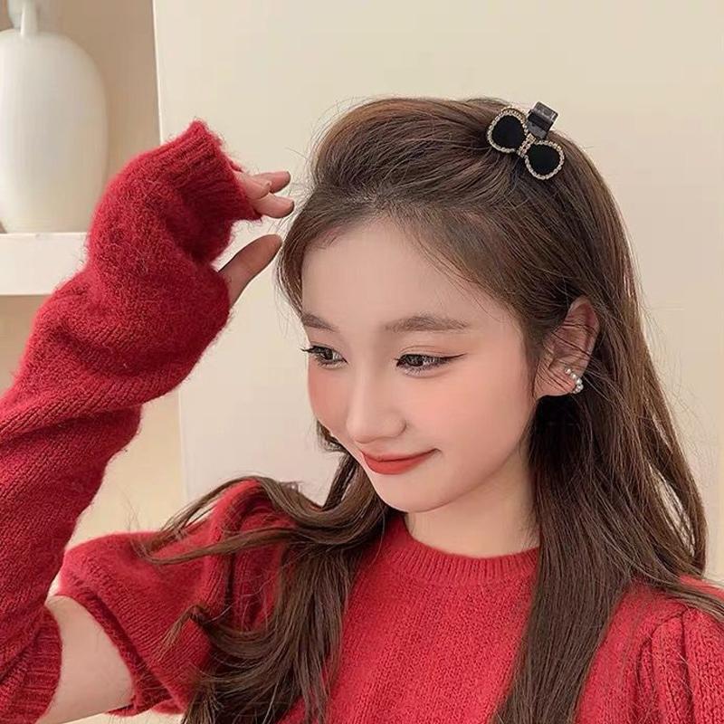 1/2Pcs Velvet Bow Small Hair Claw Sweet Princess Head Hair Clip Clamp Women Girls Forehead Bangs Side Clip Hairpin Shark Clip