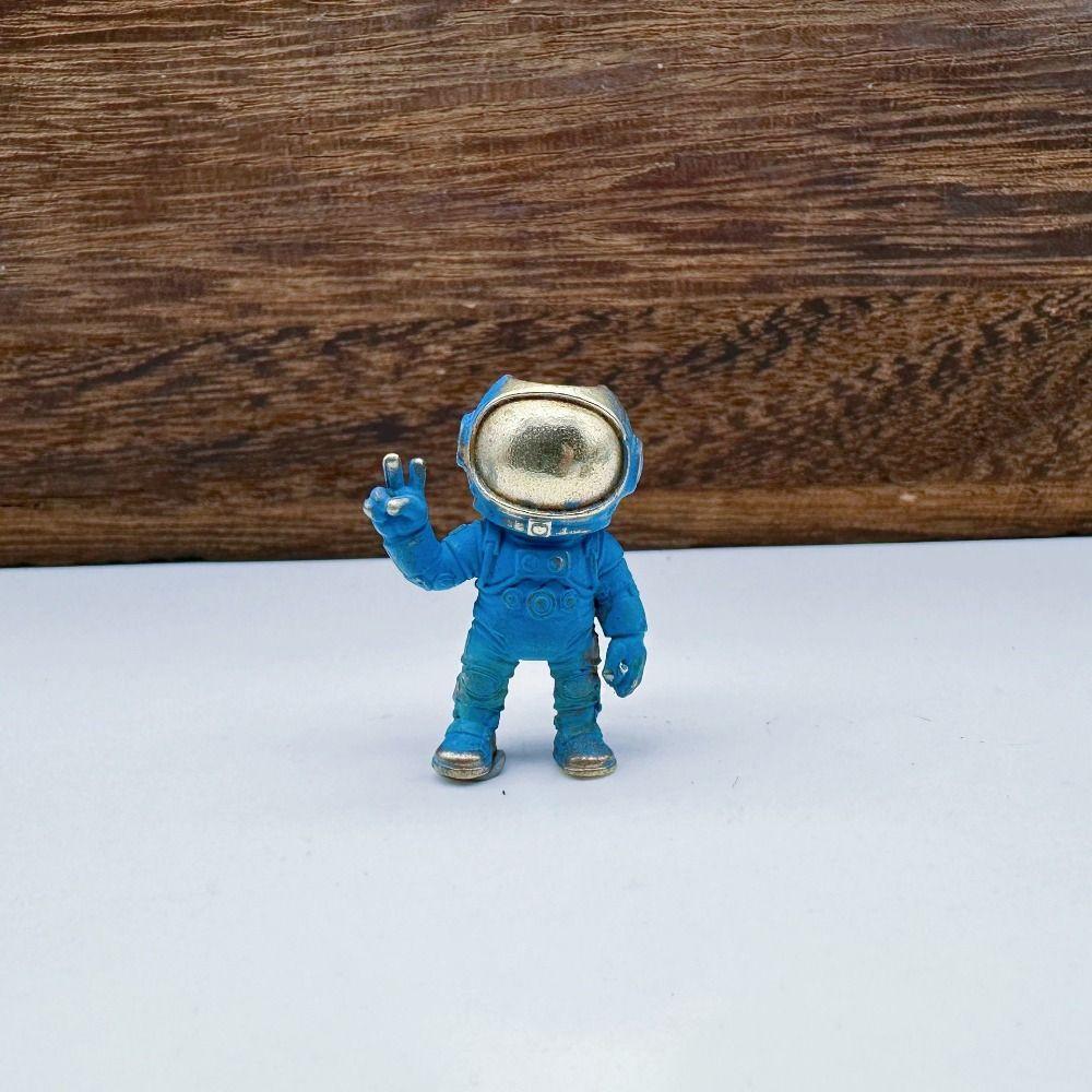 3D Design Astronaut Pendant Bead Brass Figure Spacer Bead  for Keychain DIY Making