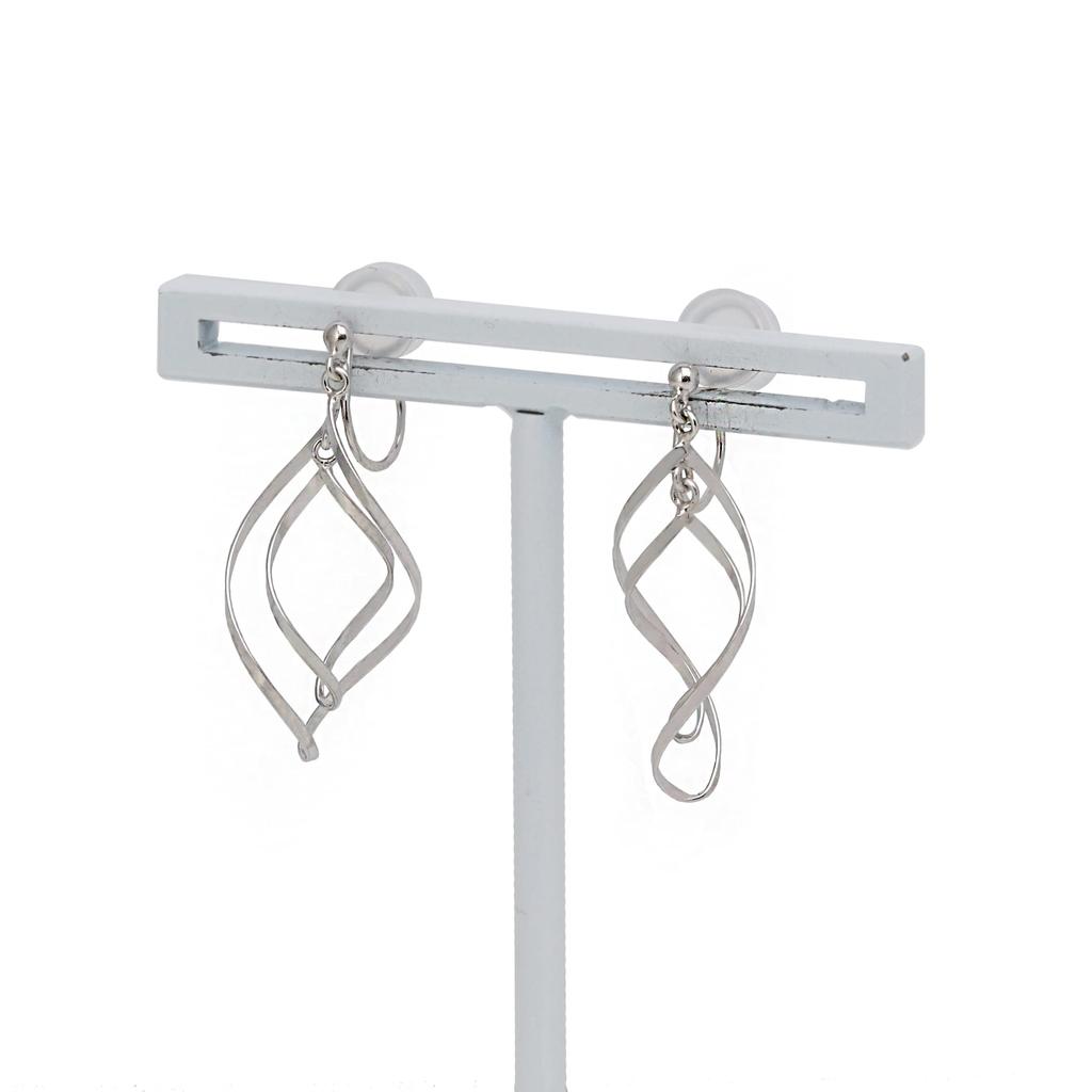 ESTELLE Platinum Earrings [Estelle] 0261-2880-0039-0000