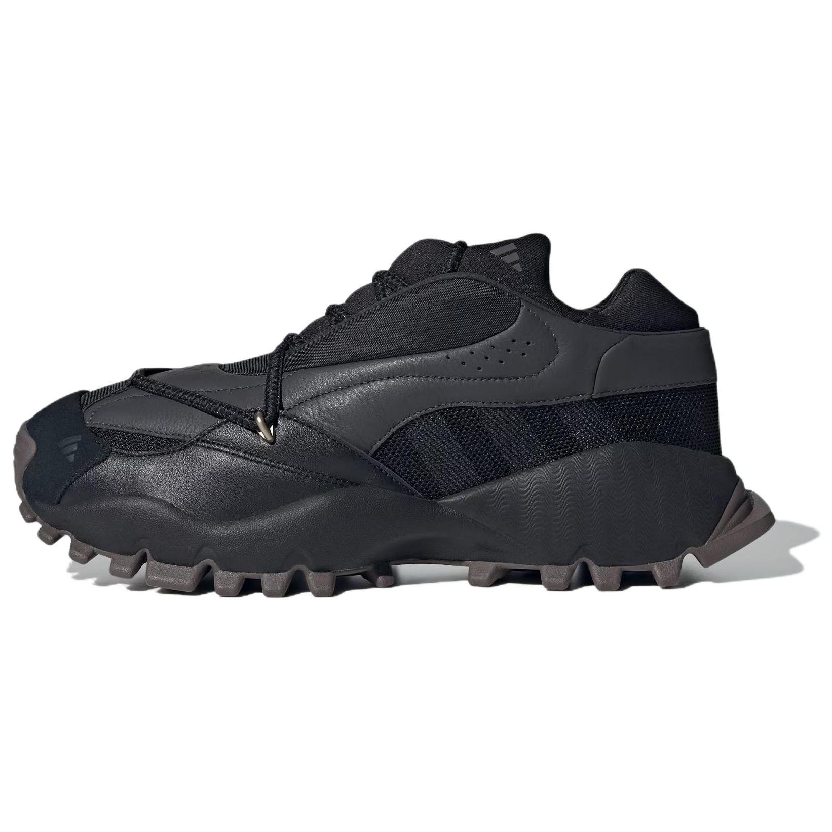 

adidas Ozgaia Core Black Grey Six Gum Unisex JI4420 37
