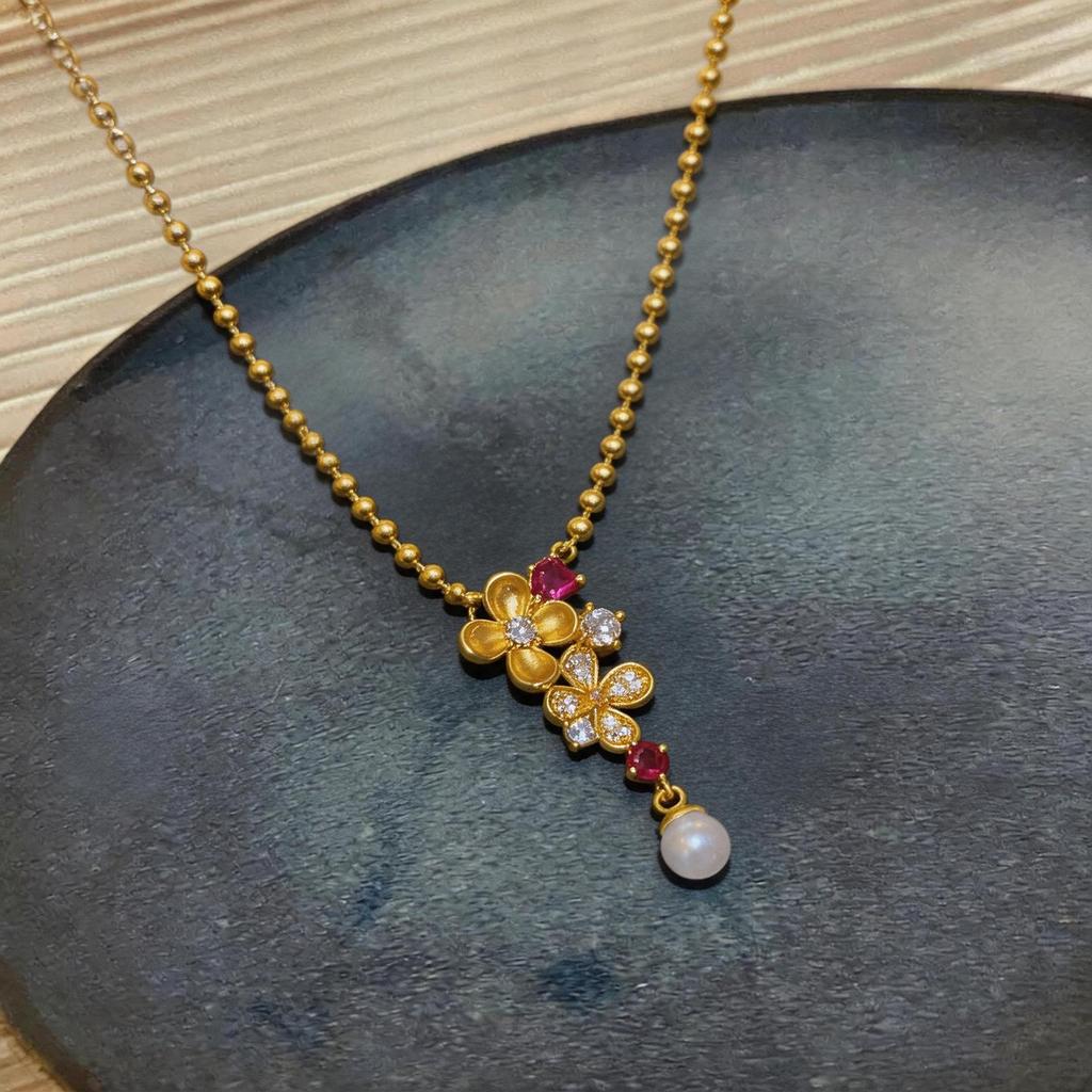 24k Gold-Plated Pearl & Zircon Flower Pendant Necklace - Retro & Versatile Design