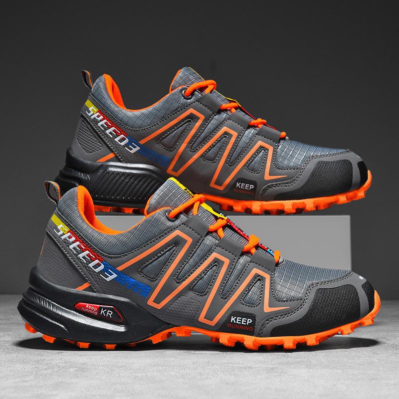 Outdoor hiking shoes men's new summer breathable non-slip climbing shoes lightweight travel shoes large size sports hiking shoes